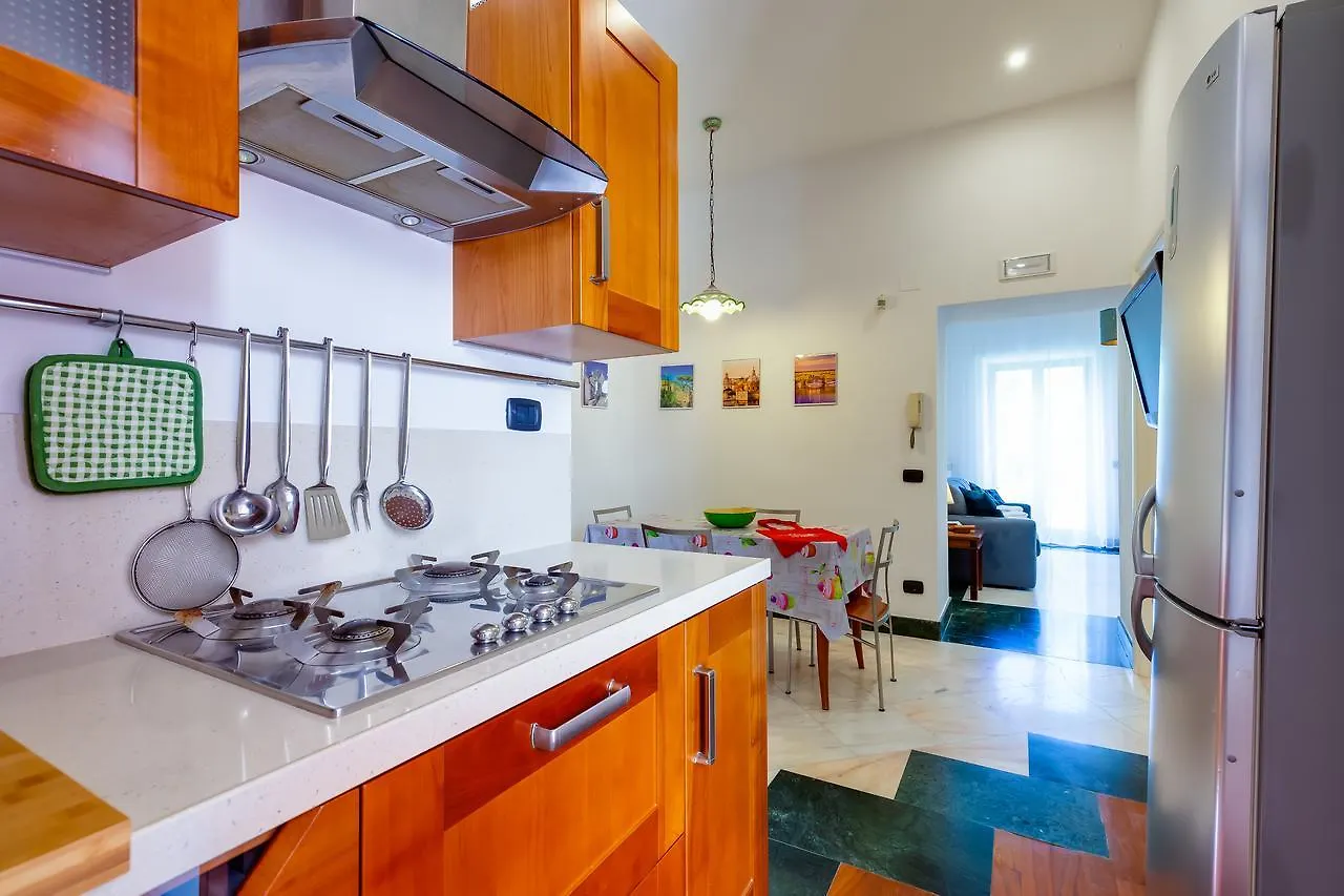 Apartment Gradoni - Panoramic Flat On The Steps By Napoliapartments Italy